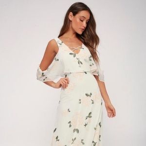 Lulu’s maxi dress size S